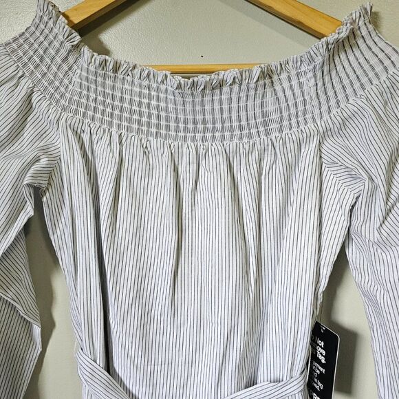 NWT EXPRESS PINSTRIPE BOATNECK SMOCKED/OFF SHOULDER BELTED SHORT DRESS SMALL - Picture 5 of 15